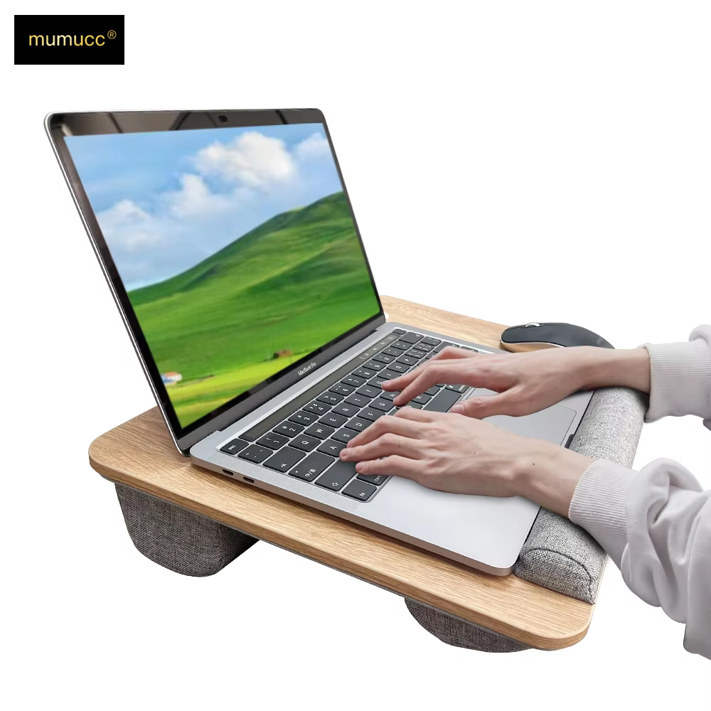 Tablet Lap Desk - Mumucc-木製の吊り下げ式ベッド学習テーブル、ハンドル付き15インチのラップトップデスク、スポンジクッションと腹筋スロット、黒のカーキと茶色